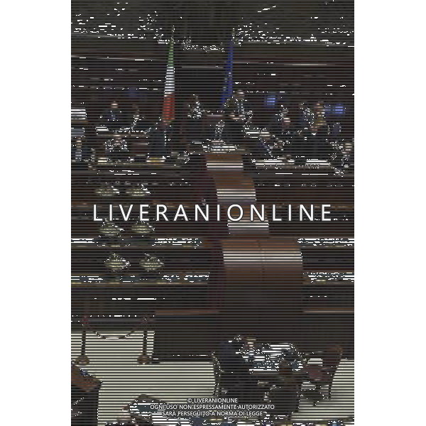Roma - 10/09/2014 - Montecitorio - Seduta comune per l\'elezione dei giudici della Corte Costituzionale e componenti del CSM - nella foto: Le cabine elettorali installate sui banchi del governo /Ph. Fabrizio Corradetti - Ag. Aldo Liverani sas