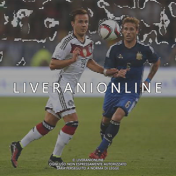 firo Fu§ball, Fussball, 03.09.2014 LŠnderspiel, Freundschaftsspiel, Testspiel Saison 2014/2015, Nati, Deutsche Nationalmannschaft Deutschland, GER - Argentinien, ARG 2:4 GER Mario Gštze Goetze, Zweikampf Duell, ARG Lucas Biglia $worldrights Es gelten unsere AGB, einsehbar auf www.firosportphoto.de copyright by firo sportphoto: Coesfelder Str.207 48249 DŸlmen www.firosportphoto.de mail@firosportphoto.de (V o l k s b a n k B o c h u m - W i t t e n ) BLZ.: 430 601 29 Kt. Nr.: 341 117 100 Tel:Ê 02594 - 9916004 Fax:Ê02594 - 9916005 AG ALDO LIVERANI SAS ONLY ITALY
