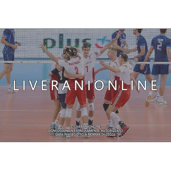 11.09.2014 - Lodz , Atlas Arena , siatkowka , Mistrzostwa Swiata 2014 , grupa E Polska (biale) - Wlochy (granatowe) , FIVB Men\'s World Championship , pool A Poland (white) - Italy (navy) N/Z Reprezentacja Polski Fot. Mariusz Palczynski / MPAimages.com / NEWSPIX.PL --- Newspix.pl AG ALDO LIVERANI SAS ONLY ITALY *** Local Caption *** www.newspix.pl mail us: info@newspix.pl call us: 0048 022 23 22 222 --- Polish Picture Agency by Ringier Axel Springer Poland