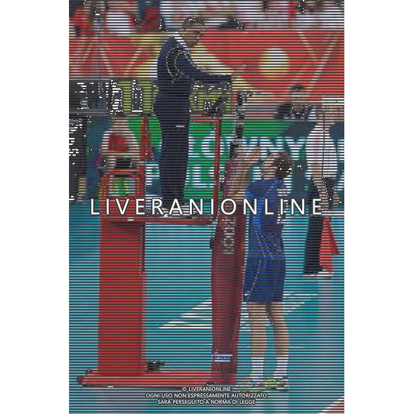 11.09.2014 - Lodz , Atlas Arena , siatkowka , Mistrzostwa Swiata 2014 , grupa E Polska (biale) - Wlochy (granatowe) , FIVB Men\'s World Championship , pool A Poland (white) - Italy (navy) N/Z Sedzia Yuri Ramirez , Dragan Travica Fot. Mariusz Palczynski / MPAimages.com / NEWSPIX.PL --- Newspix.pl AG ALDO LIVERANI SAS ONLY ITALY *** Local Caption *** www.newspix.pl mail us: info@newspix.pl call us: 0048 022 23 22 222 --- Polish Picture Agency by Ringier Axel Springer Poland