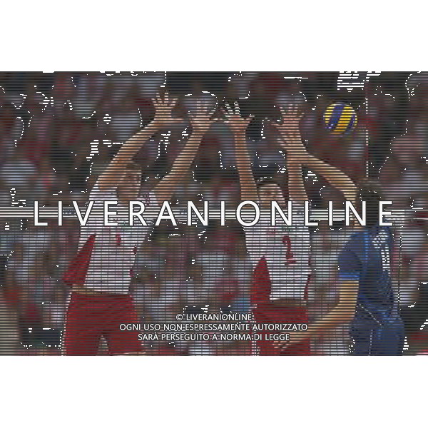 11.09.2014 LODZ , ATLAS ARENA , SIATKOWKA MEZCZYZN , MISTRZOSTWA SWIATA W SIATKOWCE MEZCZYZN 2014 , 2. FAZA TURNIEJU , GRUPA F (VOLLEYBALL , FIVB MEN\'S VOLLEYBALL WORLD CHAMPIONSHIP 2014 , ROUND 2 , POLL F ) MECZ POLSKA - WLOCHY ( GAME POLAND - ITALY) NZ PIOTR NOWAKOWSKI (L) MARIUSZ WLAZLY (C) LUCA VETTORI (P) FOTO MATEUSZ TRZUSKOWSKI/CYFRASPORT / NEWSPIX.PL --- Newspix.pl AG ALDO LIVERANI SAS ONLY ITALY *** Local Caption *** www.newspix.pl mail us: info@newspix.pl call us: 0048 022 23 22 222 --- Polish Picture Agency by Ringier Axel Springer Poland