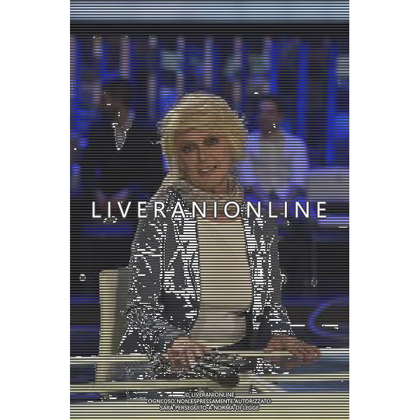 Roma - 12/09/2014 - Rai Studio Nomentano - Trasmissione TV \' Tale e Quale Show \' - nella foto: Loretta Goggi / Ph. Fabrizio Corradetti - Ag. Aldo Liverani sas