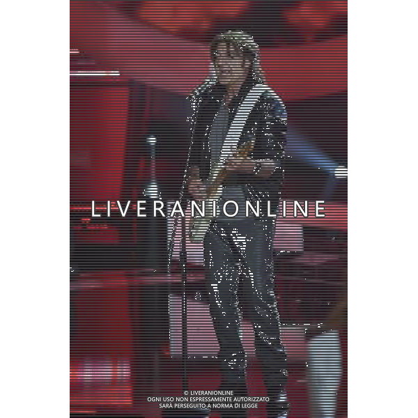 Roma - 12/09/2014 - Rai Studio Nomentano - Trasmissione TV \' Tale e Quale Show \' - nella foto: Luca Barbareschi imita Luciano Ligabue / Ph. Fabrizio Corradetti - Ag. Aldo Liverani sas