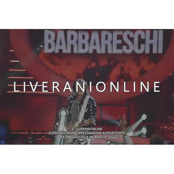 Roma - 12/09/2014 - Rai Studio Nomentano - Trasmissione TV \' Tale e Quale Show \' - nella foto: Luca Barbareschi imita Luciano Ligabue / Ph. Fabrizio Corradetti - Ag. Aldo Liverani sas