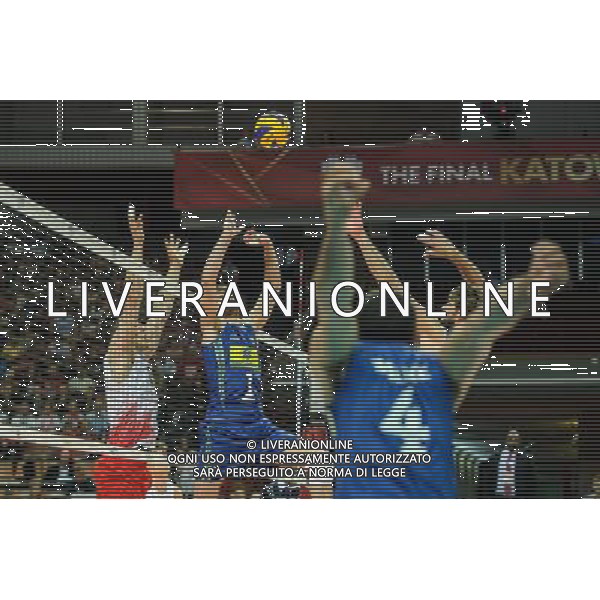 13.09.2014 - Katowice , Spodek , siatkowka , Mistrzostwa Swiata 2014 , grupa F Brazylia (niebieskie) - Kanada (biale) , FIVB Men\'s World Championship , pool F Brazil (blue) - Canada (white) N/Z Adam Simac , Bruno Mossa Rezende , Wallace De Souza Fot. Karol Bartnik / MPAimages.com / NEWSPIX.PL --- Newspix.pl AG ALDO LIVERANI SAS ONLY ITALY *** Local Caption *** www.newspix.pl mail us: info@newspix.pl call us: 0048 022 23 22 222 --- Polish Picture Agency by Ringier Axel Springer Poland