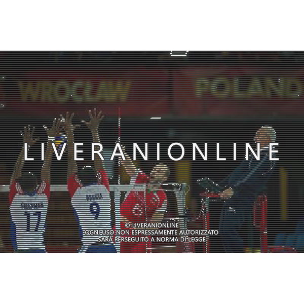 Polska Wroclaw 13 09 2014 Hala Stulecia ul. Wystawowa 1 Druga faza grupy F FIVB Mistrzostwa Swiata w pilce siatkowej mezczyzn Polska 2014 mecz pomiedzy Kuba vs Bulgaria Na zdjeciu: Felix Emilio Chapman Pineiro cuba #17 Livan Osoria Rodriguez cuba #9 Danail Milushev bulgaria #6 Fot: Sebastian Borowski / Newspix.pl Poland Wroclaw 13.09.2014 Century Hall st. Wystawowa 1 Second phase of group F FIVB World Championships in mens volleyball Poland 2014 game between Cuba vs Bulgaria On the picture: Felix Emilio Chapman Pineiro cuba #17 Livan Osoria Rodriguez cuba #9 Danail Milushev bulgaria #6 Photo: Sebastian Borowski / Newspix.pl --- Newspix.pl AG ALDO LIVERANI SAS ONLY ITALY *** Local Caption *** www.newspix.pl mail us: info@newspix.pl call us: 0048 022 23 22 222 --- Polish Picture Agency by Ringier Axel Springer Poland