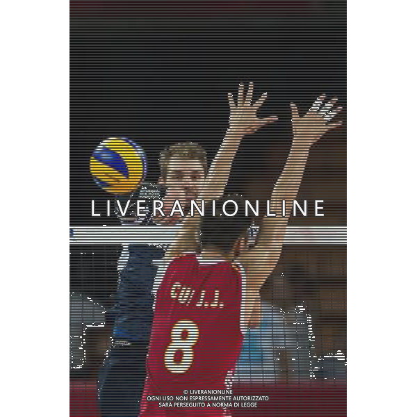 Polska Wroclaw 13 09 2014 Hala Stulecia ul. Wystawowa 1 Druga faza grupy F FIVB Mistrzostwa Swiata w pilce siatkowej mezczyzn Polska 2014 mecz pomiedzy Finlandia vs Chiny Na zdjeciu: Olli Pekka Ojansivu finland #16 Jianjun Cui china #8 Fot: Sebastian Borowski / Newspix.pl Poland Wroclaw 13.09.2014 Century Hall st. Wystawowa 1 Second phase of group F FIVB World Championships in mens volleyball Poland 2014 game between Finland vs China On the picture: Olli Pekka Ojansivu finland #16 Jianjun Cui china #8 Photo: Sebastian Borowski / Newspix.pl --- Newspix.pl AG ALDO LIVERANI SAS ONLY ITALY *** Local Caption *** www.newspix.pl mail us: info@newspix.pl call us: 0048 022 23 22 222 --- Polish Picture Agency by Ringier Axel Springer Poland