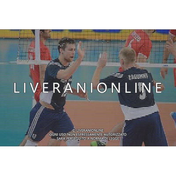 13.09.2014 - Lodz , Atlas Arena , siatkowka , Mistrzostwa Swiata 2014 , grupa E Polska (granatowe) - Iran (czerwone) , FIVB Men\'s World Championship , pool E Poland (navy) - Iran (red) N/Z Michal Kubiak , Pawel Zagumny Fot. Mariusz Palczynski / MPAimages.com / NEWSPIX.PL --- Newspix.pl AG ALDO LIVERANI SAS ONLY ITALY *** Local Caption *** www.newspix.pl mail us: info@newspix.pl call us: 0048 022 23 22 222 --- Polish Picture Agency by Ringier Axel Springer Poland