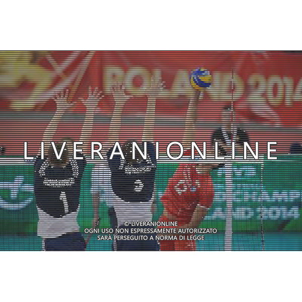 13.09.2014 - Lodz , Atlas Arena , siatkowka , Mistrzostwa Swiata 2014 , grupa E Polska (granatowe) - Iran (czerwone) , FIVB Men\'s World Championship , pool E Poland (navy) - Iran (red) N/Z Piotr Nowakowski , Dawid Konarski , Mojtaba Mirzajanpour Fot. Mariusz Palczynski / MPAimages.com / NEWSPIX.PL --- Newspix.pl AG ALDO LIVERANI SAS ONLY ITALY *** Local Caption *** www.newspix.pl mail us: info@newspix.pl call us: 0048 022 23 22 222 --- Polish Picture Agency by Ringier Axel Springer Poland