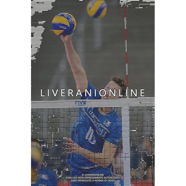 13.09.2014 - Lodz , Atlas Arena , siatkowka , Mistrzostwa Swiata 2014 , grupa E Serbia (biale) - Francja (granatowe) , FIVB Men\'s World Championship , pool E Serbia (white) - France (navy) N/Z Nicolas Marechal Fot. Mariusz Palczynski / MPAimages.com / NEWSPIX.PL --- Newspix.pl AG ALDO LIVERANI SAS ONLY ITALY *** Local Caption *** www.newspix.pl mail us: info@newspix.pl call us: 0048 022 23 22 222 --- Polish Picture Agency by Ringier Axel Springer Poland