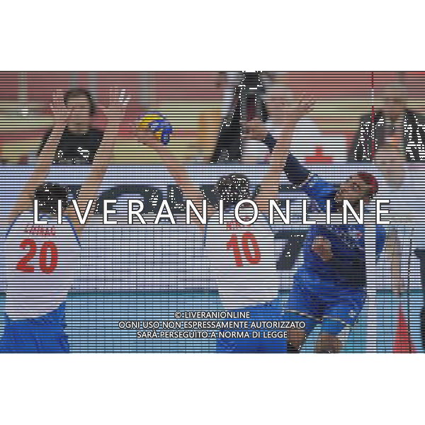 13.09.2014 - Lodz , Atlas Arena , siatkowka , Mistrzostwa Swiata 2014 , grupa E Serbia (biale) - Francja (granatowe) , FIVB Men\'s World Championship , pool E Serbia (white) - France (navy) N/Z Srecko Lisinac , Milos Nikic , Earvin Ngapeth Fot. Mariusz Palczynski / MPAimages.com / NEWSPIX.PL --- Newspix.pl AG ALDO LIVERANI SAS ONLY ITALY *** Local Caption *** www.newspix.pl mail us: info@newspix.pl call us: 0048 022 23 22 222 --- Polish Picture Agency by Ringier Axel Springer Poland