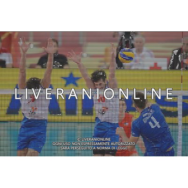 13.09.2014 - Lodz , Atlas Arena , siatkowka , Mistrzostwa Swiata 2014 , grupa E Serbia (biale) - Francja (granatowe) , FIVB Men\'s World Championship , pool E Serbia (white) - France (navy) N/Z Srecko Lisinac , Milos Nikic , Antonin Rouzier Fot. Mariusz Palczynski / MPAimages.com / NEWSPIX.PL --- Newspix.pl AG ALDO LIVERANI SAS ONLY ITALY *** Local Caption *** www.newspix.pl mail us: info@newspix.pl call us: 0048 022 23 22 222 --- Polish Picture Agency by Ringier Axel Springer Poland