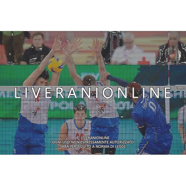13.09.2014 - Lodz , Atlas Arena , siatkowka , Mistrzostwa Swiata 2014 , grupa E Serbia (biale) - Francja (granatowe) , FIVB Men\'s World Championship , pool E Serbia (white) - France (navy) N/Z Marko Podrascanin , Nikola Kovacevic , Earvin Ngapeth Fot. Mariusz Palczynski / MPAimages.com / NEWSPIX.PL --- Newspix.pl AG ALDO LIVERANI SAS ONLY ITALY *** Local Caption *** www.newspix.pl mail us: info@newspix.pl call us: 0048 022 23 22 222 --- Polish Picture Agency by Ringier Axel Springer Poland