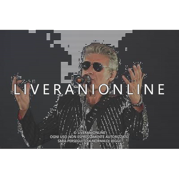 BOLOGNA 13-09-2014 CONCERTO DI LIGABUE FOTO GIANNI SCHICCHI-AG ALDO LIVERANI SAS