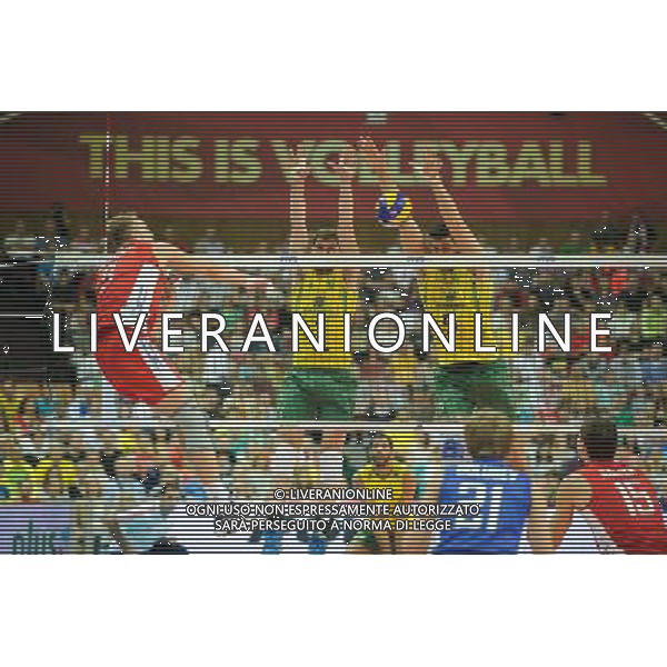 14.09.2014 - Katowice , Spodek , siatkowka , Mistrzostwa Swiata 2014 , grupa F Brazylia (zolte) - Rosja (czerwone) , FIVB Men\'s World Championship , pool F Brazil (yellow) - Russia (red) N/Z Alexey Spiridonov , Bruno Mossa Rezende , Sidnei Dos Santoz Jr Sidao Fot. Karol Bartnik / MPAimages.com / NEWSPIX.PL --- Newspix.pl AG ALDO LIVERANI SAS ONLY ITALY *** Local Caption *** www.newspix.pl mail us: info@newspix.pl call us: 0048 022 23 22 222 --- Polish Picture Agency by Ringier Axel Springer Poland