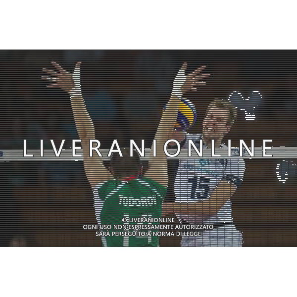 Polska Wroclaw 14 09 2014 Hala Stulecia ul. Wystawowa 1 Druga faza grupy F FIVB Mistrzostwa Swiata w pilce siatkowej mezczyzn Polska 2014 mecz pomiedzy Finlandia vs Bulgaria Na zdjeciu: Teodor Todorov bulgaria #14 Matti Oivanen finland #15 Fot: Sebastian Borowski / Newspix.pl Poland Wroclaw 14.09.2014 Century Hall st. Wystawowa 1 Second phase of group F FIVB World Championships in mens volleyball Poland 2014 game between Finland vs Bulgaria On the picture: Teodor Todorov bulgaria #14 Matti Oivanen finland #15 Photo: Sebastian Borowski / Newspix.pl --- Newspix.pl AG ALDO LIVERANI SAS ONLY ITALY *** Local Caption *** www.newspix.pl mail us: info@newspix.pl call us: 0048 022 23 22 222 --- Polish Picture Agency by Ringier Axel Springer Poland