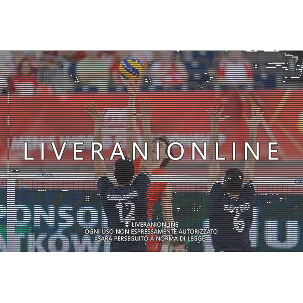 14.09.2014 - Lodz , Atlas Arena , siatkowka , Mistrzostwa Swiata 2014 , grupa E Serbia (czerwone) - Iran (czarne) , FIVB Men\'s World Championship , pool E Serbia (red) - Iran (black) N/Z Mojtaba Mirzajanpour , Aleksandar Atanasijevic , Mousavi Eraghi Seyed Mohammad Fot. Mariusz Palczynski / MPAimages.com / NEWSPIX.PL --- Newspix.pl AG ALDO LIVERANI SAS ONLY ITALY *** Local Caption *** www.newspix.pl mail us: info@newspix.pl call us: 0048 022 23 22 222 --- Polish Picture Agency by Ringier Axel Springer Poland