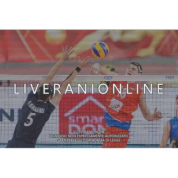 14.09.2014 - Lodz , Atlas Arena , siatkowka , Mistrzostwa Swiata 2014 , grupa E Serbia (czerwone) - Iran (czarne) , FIVB Men\'s World Championship , pool E Serbia (red) - Iran (black) N/Z Farhad Ghaemi , Marko Podrascanin Fot. Mariusz Palczynski / MPAimages.com / NEWSPIX.PL --- Newspix.pl AG ALDO LIVERANI SAS ONLY ITALY *** Local Caption *** www.newspix.pl mail us: info@newspix.pl call us: 0048 022 23 22 222 --- Polish Picture Agency by Ringier Axel Springer Poland