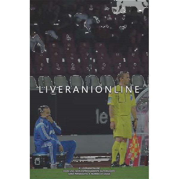 Marcelo BIELSA / Cedric MOREAU - 14.09.2014 - Evian Thonon / Marseille - 5eme journee de Ligue 1 Photo : Jean Paul Thomas / Icon Sport /Agenzia Aldo Liverani sas - ITALY ONLY - EDITORIAL USE ONLY