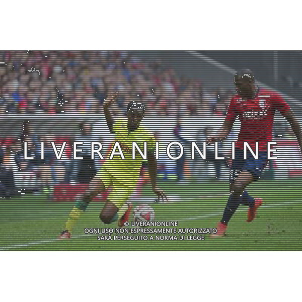 Chaker ALHADHUR / Djibril SIDIBE - 14.09.2014 - Lille / Nantes - 5eme journee Ligue 1 Photo : Dave Winter / Icon Sport /Agenzia Aldo Liverani sas - ITALY ONLY - EDITORIAL USE ONLY