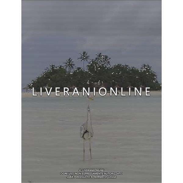 Maldive Giugno 2004 nella foto il paesaggio visto prima del terremoto ph marco luzzani/ag aldo liverani s.a.s.