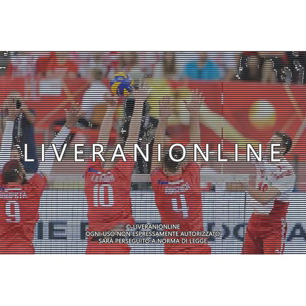 14.09.2014 - Lodz , Atlas Arena , siatkowka , Mistrzostwa Swiata 2014 , grupa E Polska (biale) - Francja (czerwone) , FIVB Men\'s World Championship , pool E Poland (white) - France (red) N/Z Earvin Ngapeth , Kevin Le Roux , Kevin Le Roux , Antonin Rouzier , Mariusz Wlazly Fot. Mariusz Palczynski / MPAimages.com / NEWSPIX.PL --- Newspix.pl /Agenzia Aldo Liverani sas - ITALY ONLY - Polonia - Francia Campionati Mondiali Volley maschile FIVB pallavolo Polonia 2014 *** Local Caption *** www.newspix.pl mail us: info@newspix.pl call us: 0048 022 23 22 222 --- Polish Picture Agency by Ringier Axel Springer Poland