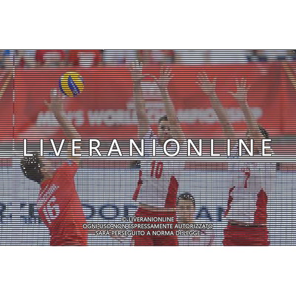 14.09.2014 - Lodz , Atlas Arena , siatkowka , Mistrzostwa Swiata 2014 , grupa E Polska (biale) - Francja (czerwone) , FIVB Men\'s World Championship , pool E Poland (white) - France (red) N/Z Nicolas Marechal , Mariusz Wlazly , Karol Klos Fot. Mariusz Palczynski / MPAimages.com / NEWSPIX.PL --- Newspix.pl /Agenzia Aldo Liverani sas - ITALY ONLY - Polonia - Francia Campionati Mondiali Volley maschile FIVB pallavolo Polonia 2014 *** Local Caption *** www.newspix.pl mail us: info@newspix.pl call us: 0048 022 23 22 222 --- Polish Picture Agency by Ringier Axel Springer Poland