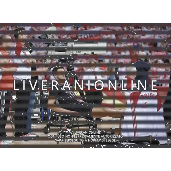 2014.09.14 LODZ VOLLEYBALL MEN\'S CHAMPIONSHIP POLAND 2014 SECOND ROUND POOL E POLAND VS FRANCE MICHAL WINIARSKI KONTUZJA URAZ OGLADA MECZ W HALI 2014.09.14 LODZ SIATKOWKA MEZCZYZN MISTRZOSTWA SWIATA POLSKA 2014 RUNDA PIERWSZA GRUPA E POLSKA - FRANCJA N/Z MICHAL WINIARSKI KONTUZJA URAZ OGLADA MECZ W HALI FOTO LUKASZ LASKOWSKI / PRESSFOCUS / NEWSPIX.PL --- Newspix.pl /Agenzia Aldo Liverani sas - ITALY ONLY - Polonia - Francia Campionati Mondiali Volley maschile FIVB pallavolo Polonia 2014 *** Local Caption *** www.newspix.pl mail us: info@newspix.pl call us: 0048 022 23 22 222 --- Polish Picture Agency by Ringier Axel Springer Poland