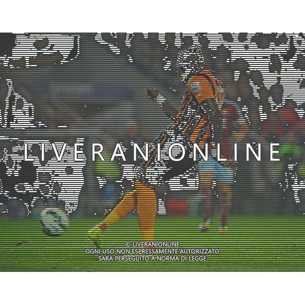 Hull City\'s Mohamed Diame scores his sides second goal Photographer Chris Vaughan/CameraSport Football - Barclays Premiership - Hull City v West Ham United - Monday 15th September 2014 - Kingston Communications Stadium - Hull © CameraSport - 43 Linden Ave. Countesthorpe. Leicester. England. LE8 5PG - Tel: +44 (0) 116 277 4147 - admin@camerasport.com - www.camerasport.com /Agenzia Aldo Liverani sas - ITALY ONLY - EDITORIAL USE ONLY