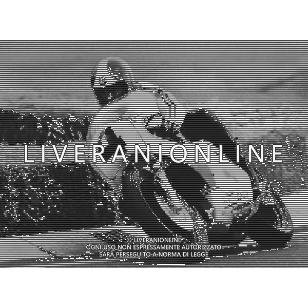 Giacomo Agostini su Yamaha foto archivio Giovanni Liverani/AG.Aldo liverani