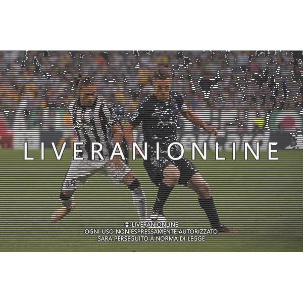Torino 16-09-2014 - Juventus Stadium Juventus vs Malmo - Uefa Champions League 2014-2015 Nella foto: Caceres e Rosenberg 