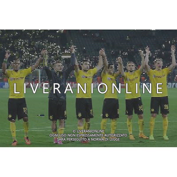 Fu§ball, firo : 16.09.2014 Uefa Champions League, Saison 2014/2015, Gruppenphase BVB, Borussia Dortmund, Arsenal London, 2:0 Schlussjubel, Laola, Jubel, Freude, mehr als fŸnf Personen, $worldrightsEs gelten unsere AGB, einsehbar auf www.firosportphoto.de, copyright by firo sportphoto: Coesfelder Str. 207 D-48249 DŸlmen www.firosportphoto.de mail@firosportphoto.de (V o l k s b a n k B o c h u m - W i t t e n ) BLZ.: 430 601 29 Kt. Nr.: 341 117 100 Tel:Ê +49-2594-9916004 Fax:Ê+49-2594-9916005 AG ALDO LIVERANI SAS ONLY ITALY