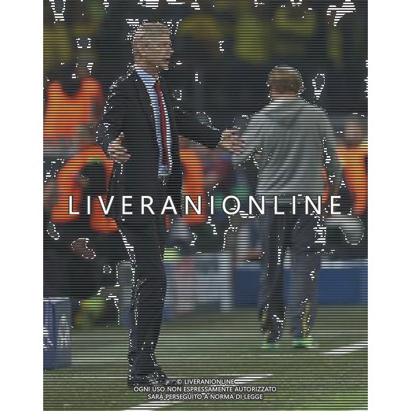firo Fu§ball,Fussball, 16.09.2014 Champions League, CHL, Gruppenphase 2014/2015 BVB Borussia Dortmund - FC Arsenal London (2:0) Arsenal, Trainer Arsene Wenger, enttŠuscht, EnttŠuschung $worldrightsEs gelten unsere AGB, einsehbar auf www.firosportphoto.de copyright by firo sportphoto: Coesfelder Str. 207 D- 48249 DŸlmen www.firosportphoto.de mail@firosportphoto.de (V o l k s b a n k B o c h u m - W i t t e n ) BLZ.: 430 601 29 Kt. Nr.: 341 117 100 Tel: +49-2594 - 9916004 Fax: +49-2594 - 9916005 AG ALDO LIVERANI SAS ONLY ITALY