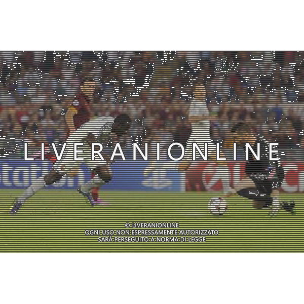 Roma - 17/09/2014 - Stadio Olimpico - Uefa Champions League 2014/2015 - AS Roma vs CSKA Mosca - nella foto: L\'occasione di Seydou Doumbia / Ph Fabrizio Corradetti - Ag. Aldo Liverani sas