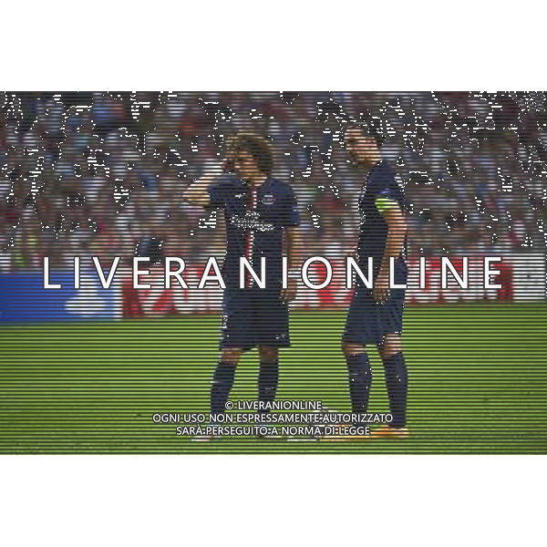 David LUIZ / Zlatan IBRAHIMOVIC - 17.09.2014 - Ajax Amsterdam / Paris Saint Germain - Champions League Photo : Dave Winter / Icon Sport /Agenzia Aldo Liverani sas - ITALY ONLY - EDITORIAL USE ONLY