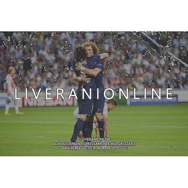 Joie Edinson CAVANI / David LUIZ - 17.09.2014 - Ajax Amsterdam / Paris Saint Germain - Champions League Photo : Dave Winter / Icon Sport /Agenzia Aldo Liverani sas - ITALY ONLY - EDITORIAL USE ONLY