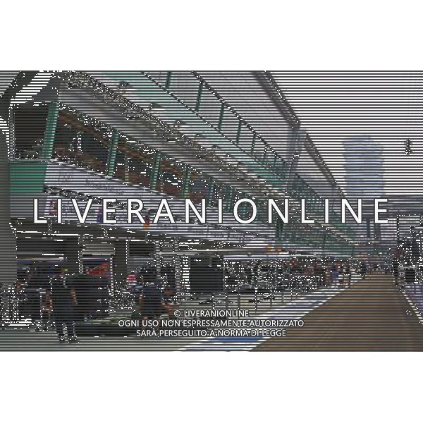 The pits. 18.09.2014. Formula 1 World Championship, Rd 14, Singapore Grand Prix, Singapore, Singapore, Preparation Day. - www.xpbimages.com, EMail: requests@xpbimages.com - copy of publication required for printed pictures. Every used picture is fee-liable. © Copyright: Batchelor / XPB Images /Agenzia Aldo Liverani sas - ITALY ONLY - EDITORIAL USE ONLY