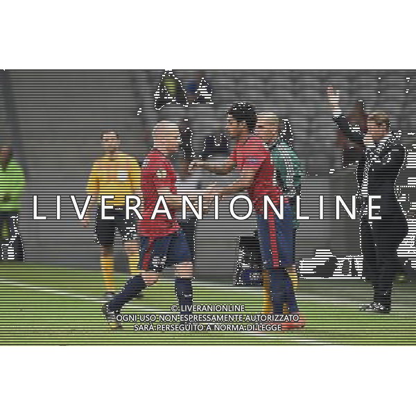 Changement Florian BALMONT / Ryan MENDES - 18.09.2014 - Europa League - Lille / Krasnodar Photo : Fred Porcu / Icon Sport /Agenzia Aldo Liverani sas - ITALY ONLY - EDITORIAL USE ONLY