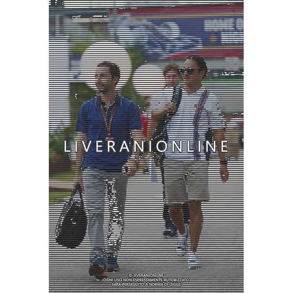 Felipe Massa (BRA) Williams (Right) with Nicolas Todt (FRA) Driver Manager. 19.09.2014. Formula 1 World Championship, Rd 14, Singapore Grand Prix, Singapore, Singapore, Practice Day. - www.xpbimages.com, EMail: requests@xpbimages.com - copy of publication required for printed pictures. Every used picture is fee-liable. © Copyright: Batchelor / XPB Images /Agenzia Aldo Liverani sas - ITALY ONLY - EDITORIAL USE ONLY - PROVE LIBERE