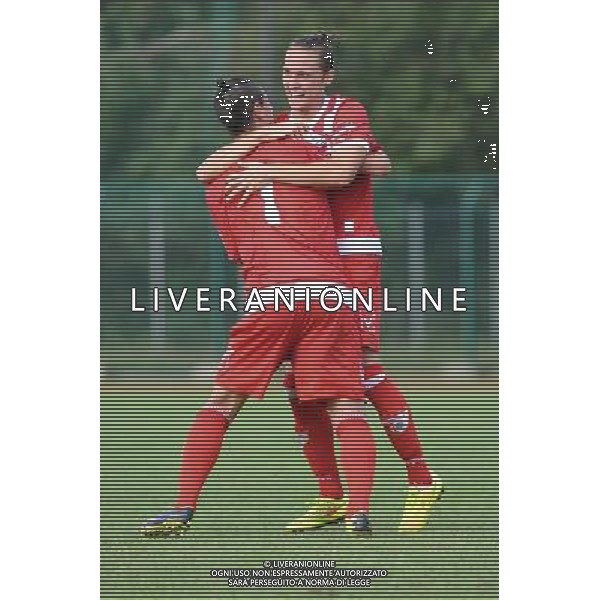 Meda (MB) 21-09-2014 Stadio Citta\' di Meda Campionato Lega PRO girone A - 5Â° giornata Renate - Mantova nella foto Gonzi a DX segna 1 a 0 Mantova foto Roberto Garavaglia - ag. Aldo Liverani sas