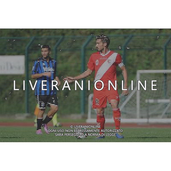 Meda (MB) 21-09-2014 Stadio Citta\' di Meda Campionato Lega PRO girone A - 5Â° giornata Renate - Mantova nella foto Matteo Paro (Mantova) foto Roberto Garavaglia - ag. Aldo Liverani sas