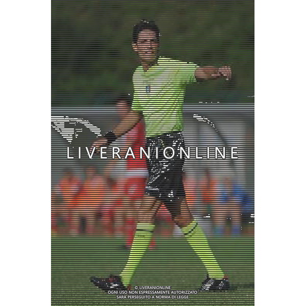 Meda (MB) 21-09-2014 Stadio Citta\' di Meda Campionato Lega PRO girone A - 5Â° giornata Renate - Mantova nella foto l\'arbitro Luigi Pillitteri di Palermo foto Roberto Garavaglia - ag. Aldo Liverani sas