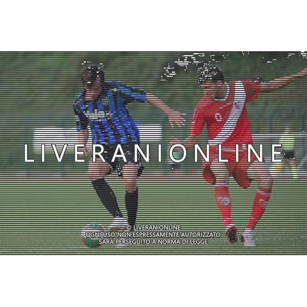 Meda (MB) 21-09-2014 Stadio Citta\' di Meda Campionato Lega PRO girone A - 5Â° giornata Renate - Mantova nella foto Damien Florian (Renate) a SX e sulla DX Alberto Marchiori (Mantova) foto Roberto Garavaglia - ag. Aldo Liverani sas