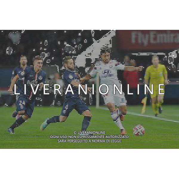 Yohan CABAYE / Nabil FEKIR - 21.09.2014 - Paris Saint Germain / Lyon - 6eme journee de Ligue 1 - Photo : Aurelien Meunier / Icon Sport AG ALDO LIVERANI SAS ONLY ITALY