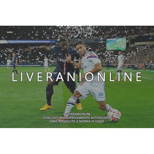 Serge AURIER / Nabil FEKIR - 21.09.2014 - Paris Saint Germain / Lyon - 6eme journee de Ligue 1 - Photo : Aurelien Meunier / Icon Sport AG ALDO LIVERANI SAS ONLY ITALY