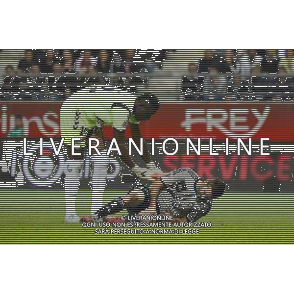 Blessure Andre Pierre GIGNAC - 23.09.2014 - Reims / Marseille - 7eme journee Ligue 1 Photo : Fred Porcu / Icon Sport /Agenzia Aldo Liverani sas - ITALY ONLY - EDITORIAL USE ONLY