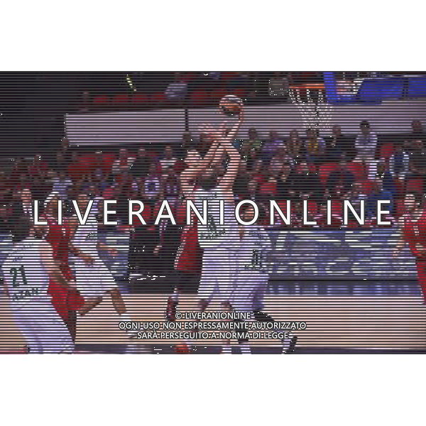 Tony GAFFNEY / Viktor SANIKIDZE - 25.09.2014 - Unics Kazan / Hapoel Jerusalem - Tournoi qualificatif Euroleague -Ostende Photo : Dave Winter / Icon Sport