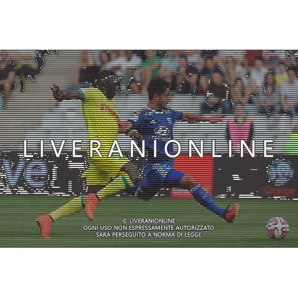 Nabil FAKIR / Issa CISSOKHO - 28.09.2014 - Nantes / Lyon - 8eme journee de Ligue 1 Photo : Vincent Michel / Icon Sport AG ALDO LIVERANI SAS ONLY ITALY