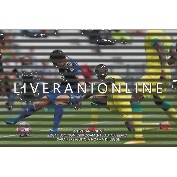 Yoann GOURCUFF / Issa CISSOKHO - 28.09.2014 - Nantes / Lyon - 8eme journee de Ligue 1 Photo : Vincent Michel / Icon Sport AG ALDO LIVERANI SAS ONLY ITALY