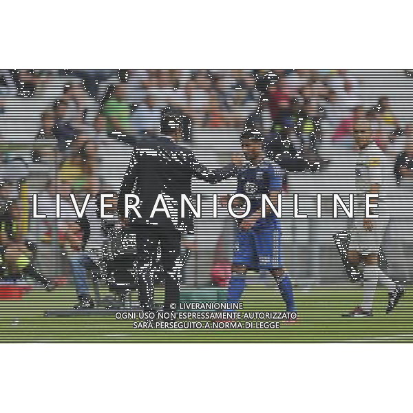 Hubert FOURNIER et Nabil FEKIR - 28.09.2014 - Nantes / Lyon - 8eme journee de Ligue 1 Photo : Vincent Michel / Icon Sport AG ALDO LIVERANI SAS ONLY ITALY